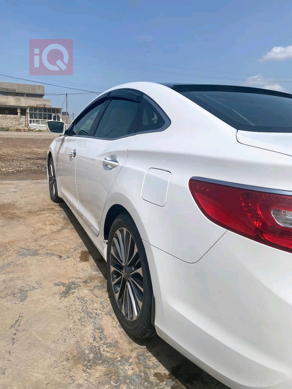 هيونداي أزيرا